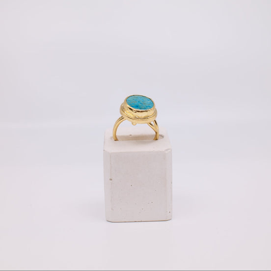 Cleo Ring